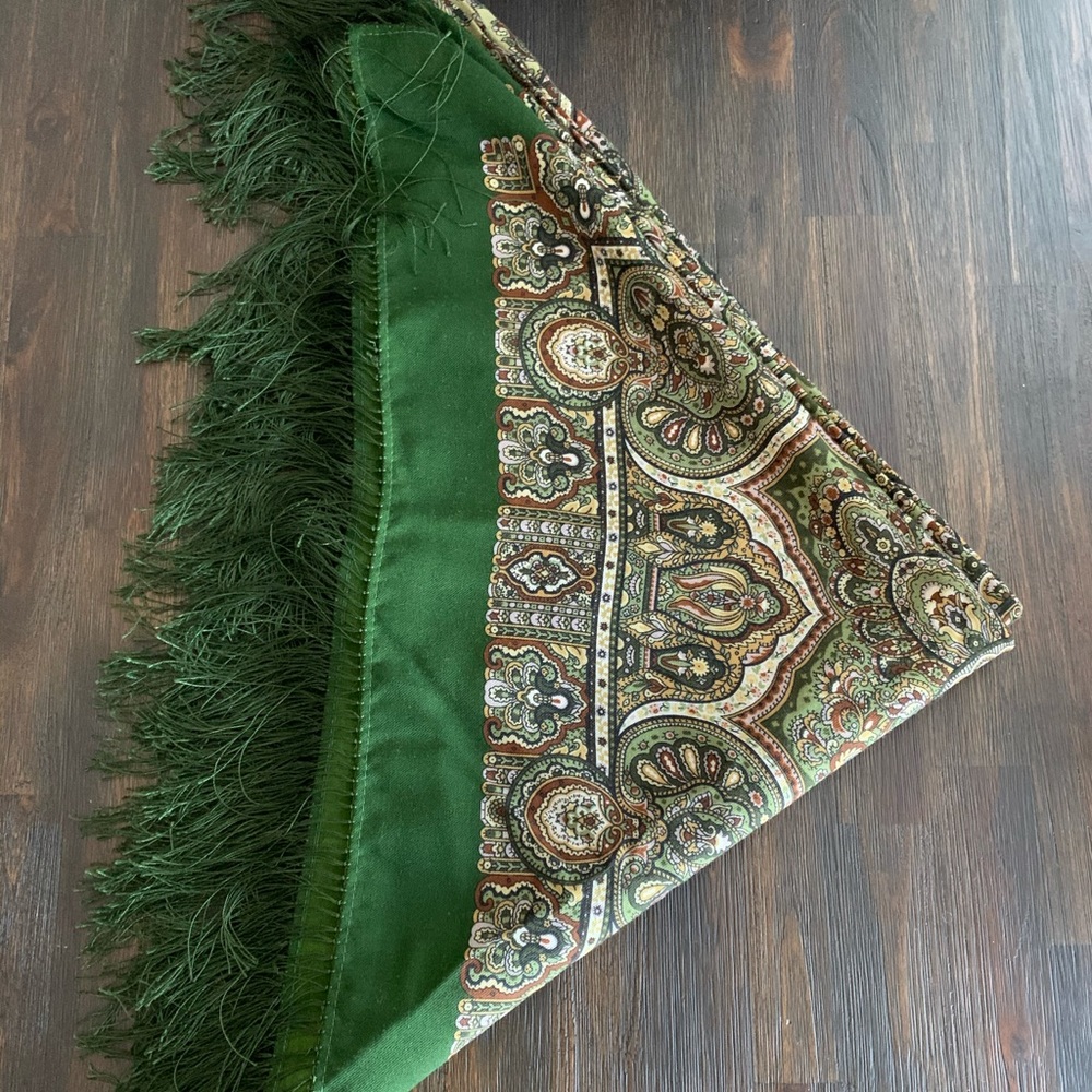 100% wool scarf/wrap